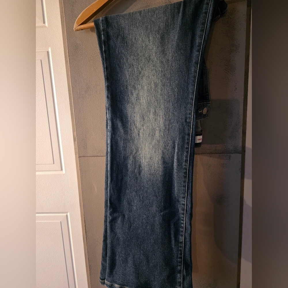 Lucky Brand - Flare Jeans - Picture 3 of 4